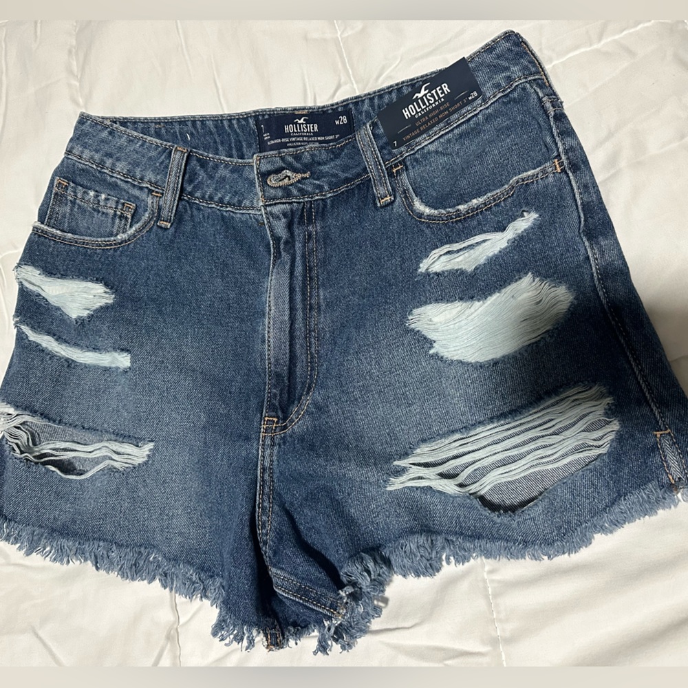 Hollister shorts - size 7